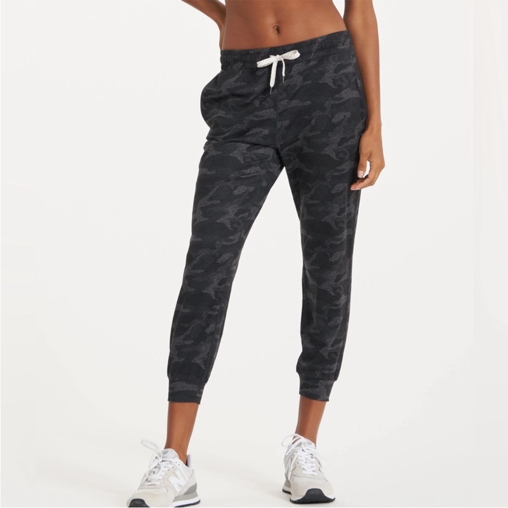 Vuori Performance Jogger